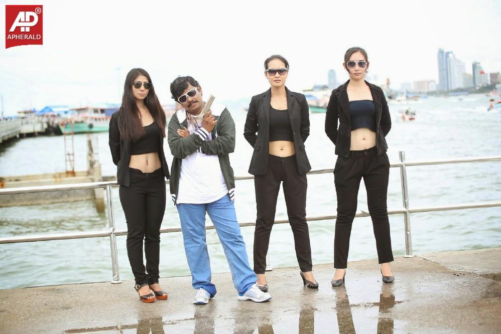 Vinodam 100 Percent Movie Stills