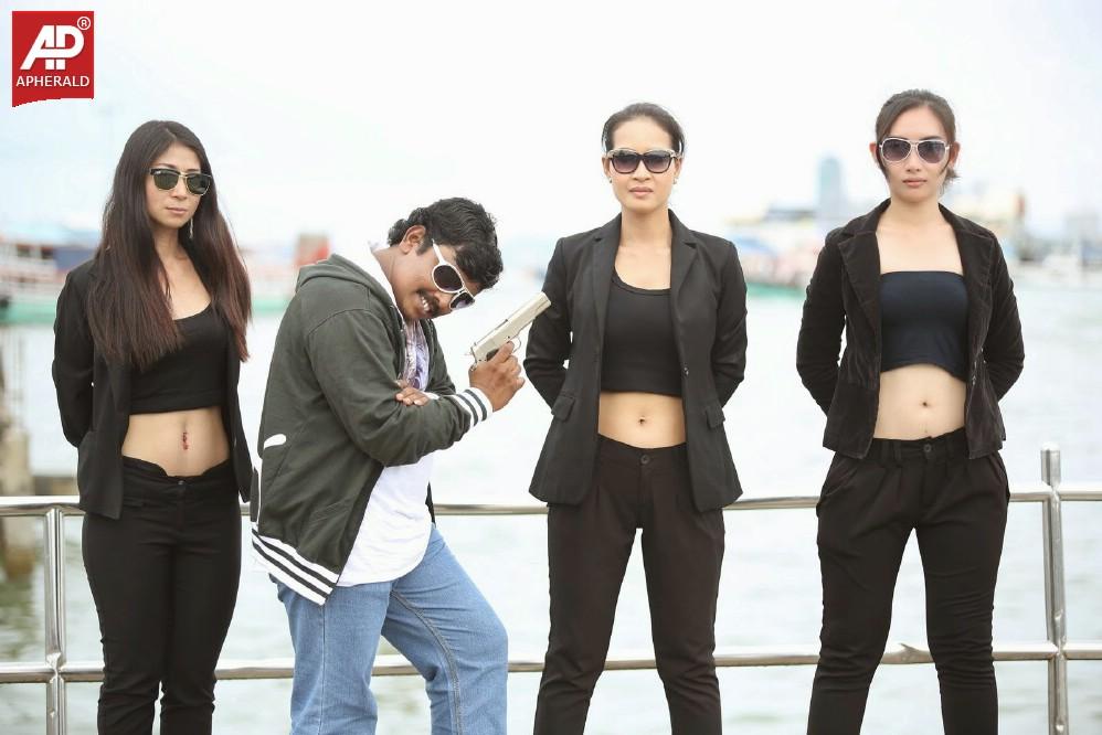 Vinodam 100 Percent Movie Stills