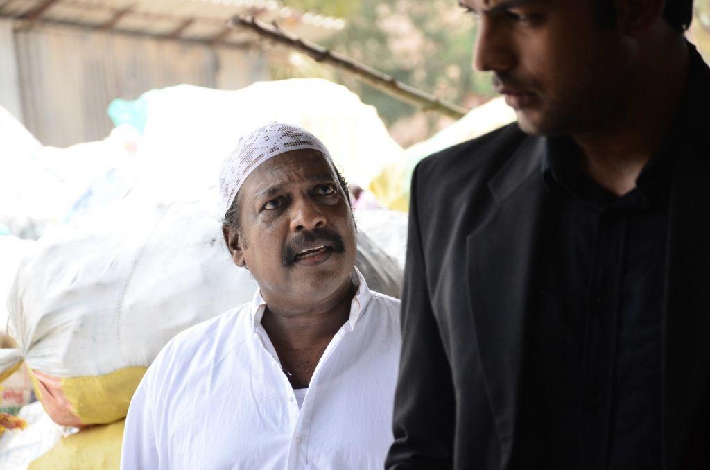Vizhi Moodi Yosithal Movie Stills