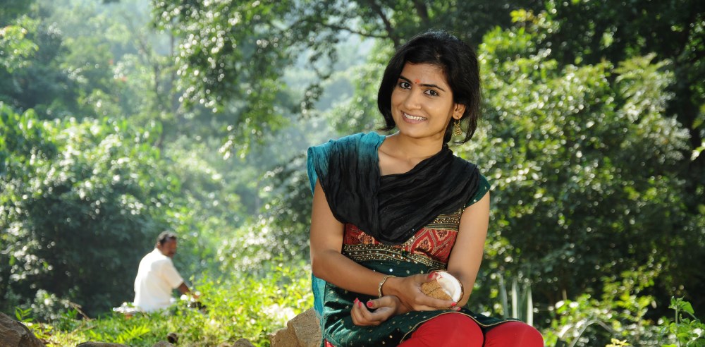 Vundile Manchi Kalam Mundu Munduna Movie Stills