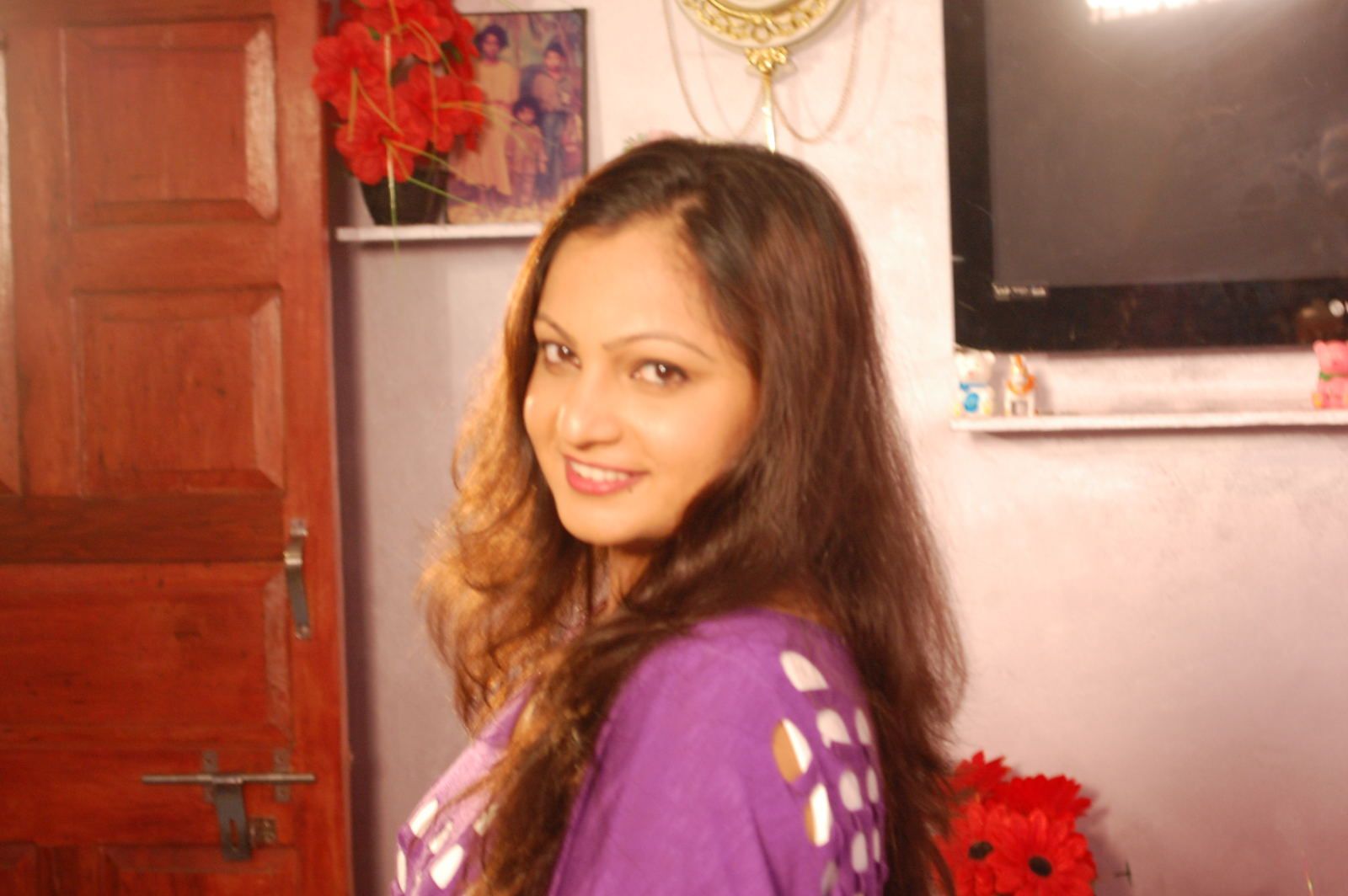 What Happen 6 to 6 Movie Stills
