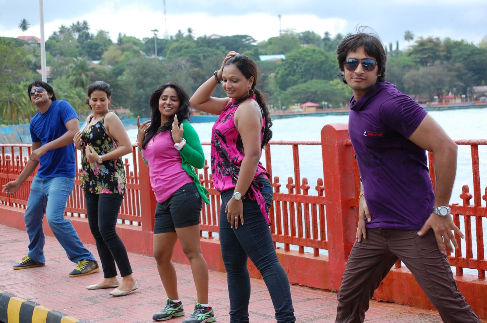 What Happen 6 to 6 Movie Stills