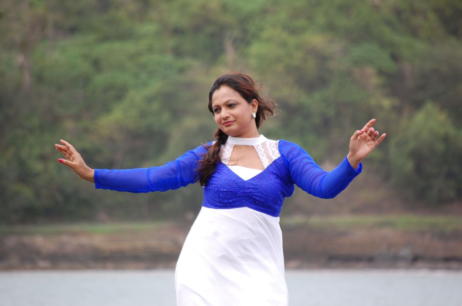 What Happen 6 to 6 Movie Stills