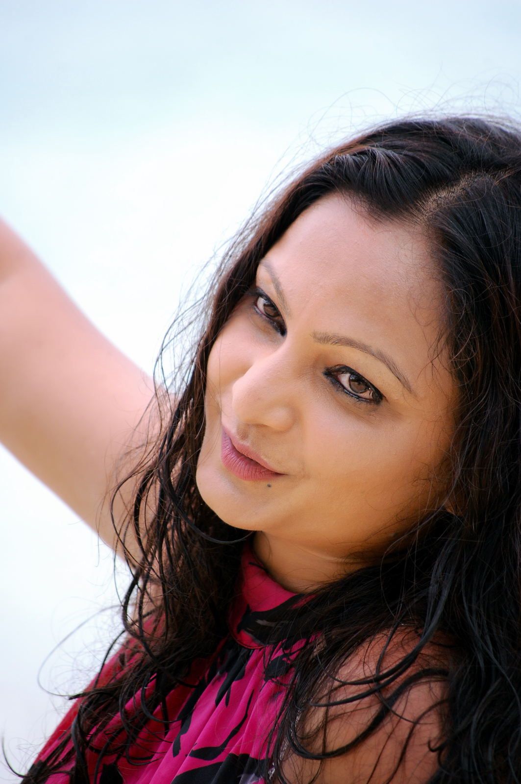 What Happen 6 to 6 Movie Stills