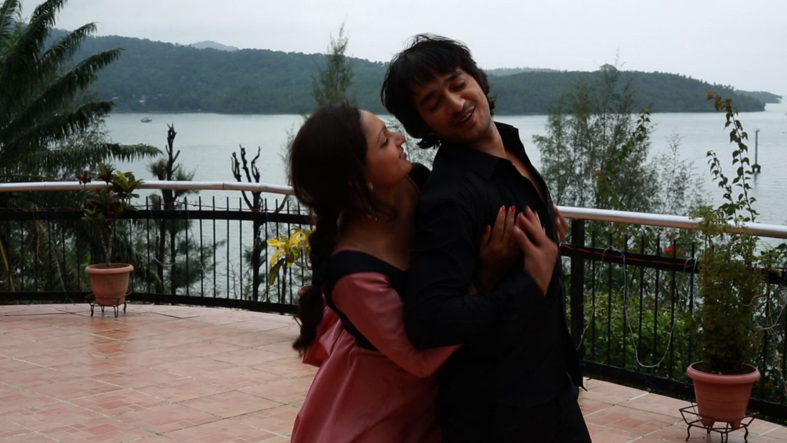 What Happen 6 to 6 Movie Stills