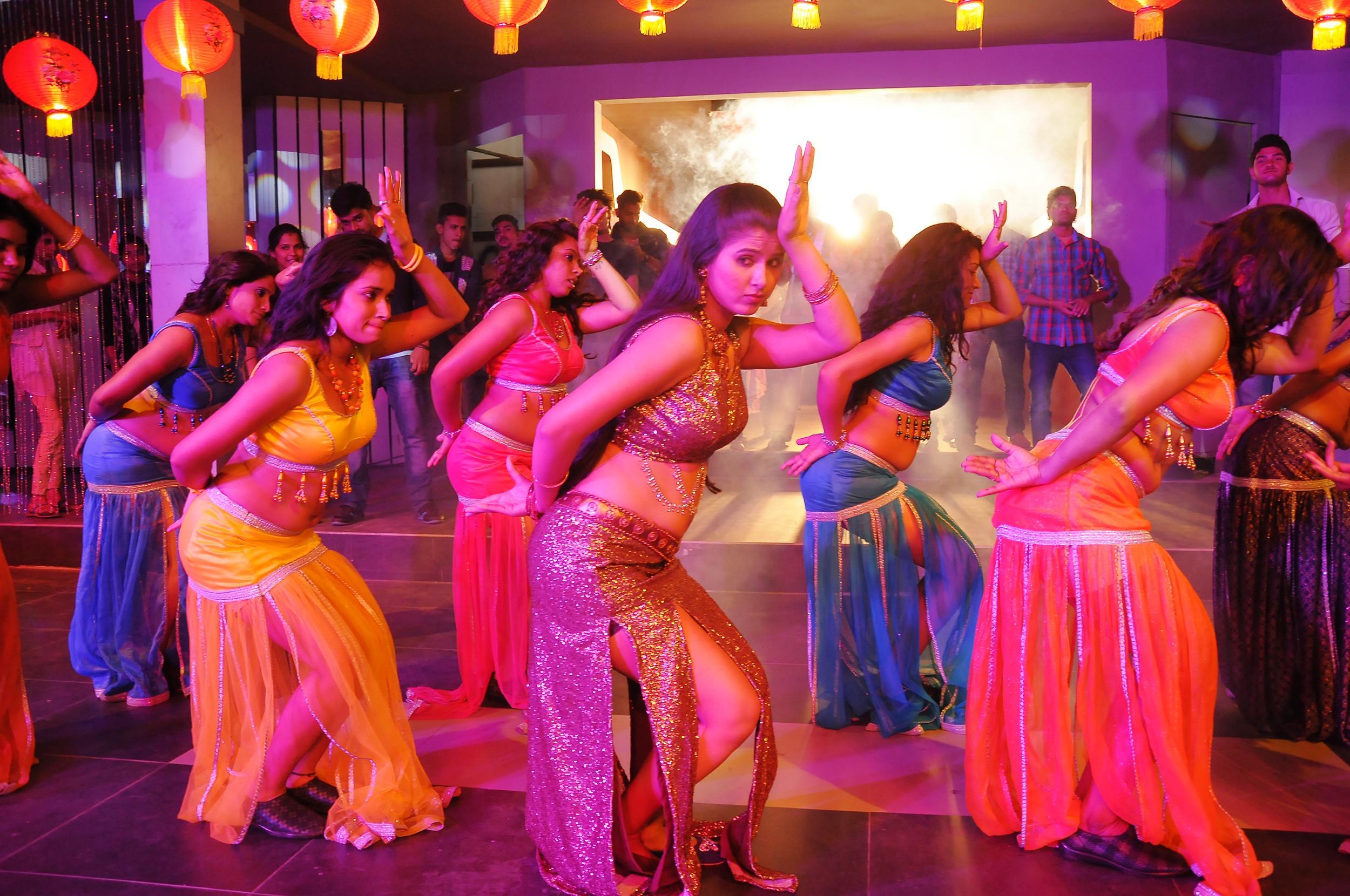 Where is Vidyabalan Movie Item Song Stills