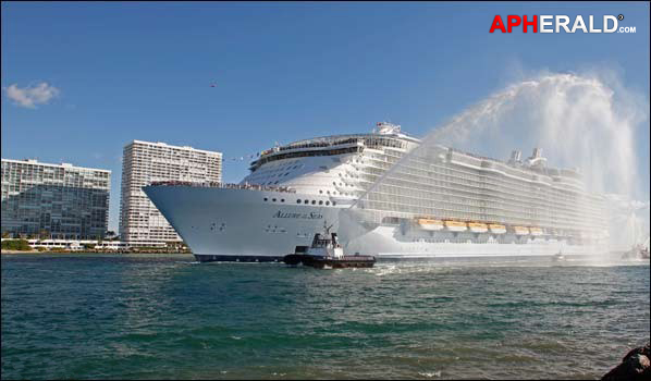 World's Largest Cruise Ships