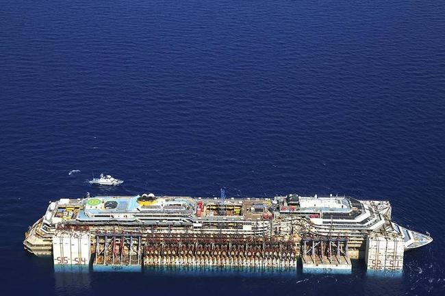 Wrecked Costa Concordia completes its Final Voyage