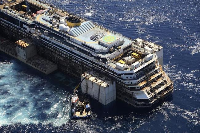 Wrecked Costa Concordia completes its Final Voyage