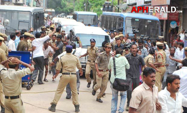 YS Jagan Latest (Jail) Photos