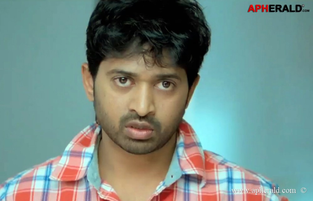 Yevadu Movie Latest Photos
