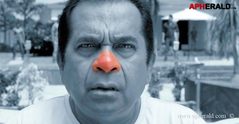 Yevadu Movie Latest Photos