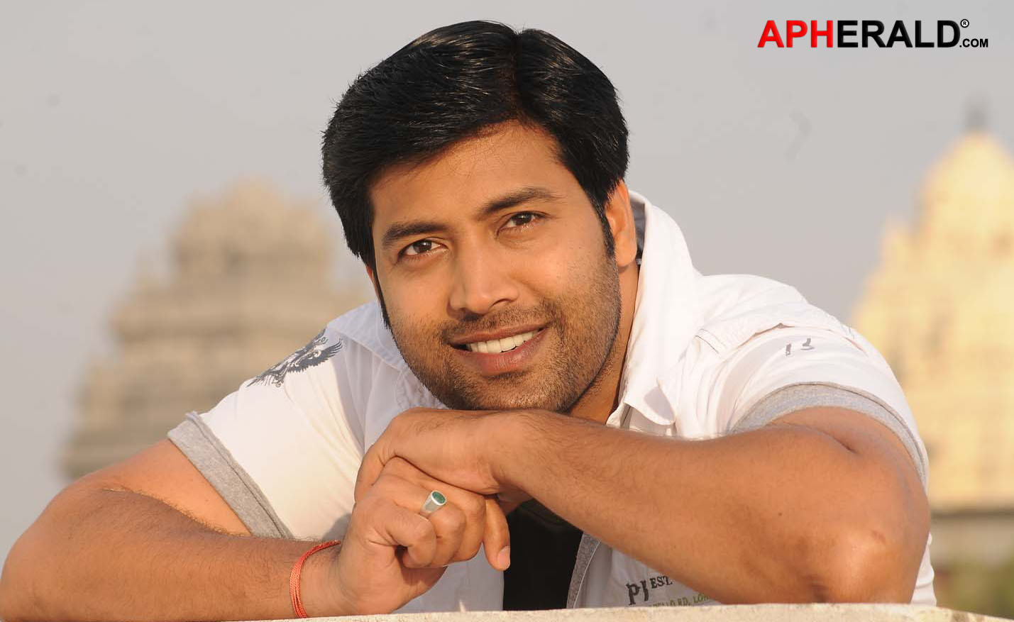 Yuganiki Okka Premikudu Movie Stills