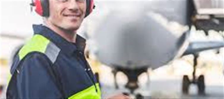 Airport Jobs: How to Get a Job at an Airport and What Educational Qualifications Are Needed