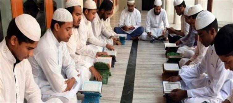 RSS की बैठक को 'परमिशन' नहीं चाहिए — खरगे के इस यू-टर्न में कर्नाटक कांग्रेस की कौन सी मजबूरी छिपी है?