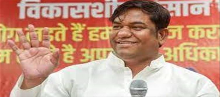बंगला छीना, फिर 'Z' सिक्योरिटी दी — नीतीश कुमार लालू-राबड़ी के साथ ये कौन सा चक्रव्यूह रच रहे हैं?