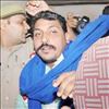 ہے عجیب ماحول تضادات کا