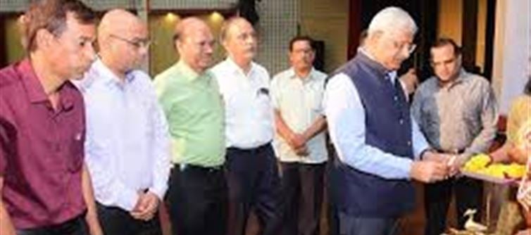 "Indore DAVV Welcomes Freshers with Tradition at Subharambh 2025":