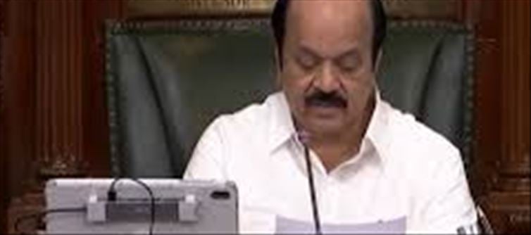 अपनी ही पार्टी के MLA को जेल भिजवा दिया — 'स्टार CM' विजय की सत्ता-शैली में योगी-ममता वाला पैटर्न कहाँ से आया?