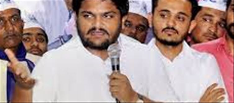 What is Hardik Patel doing in the Gujarat Lok Sabha elections?