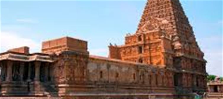 పుణ్యక్షేత్రాలకు వెళ్తున్నారా.. ఈ విషయాలు కచ్చితంగా గుర్తుంచుకోండి!