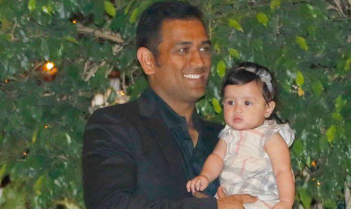 Adorable Pictures of Ziva with Dhoni Photos