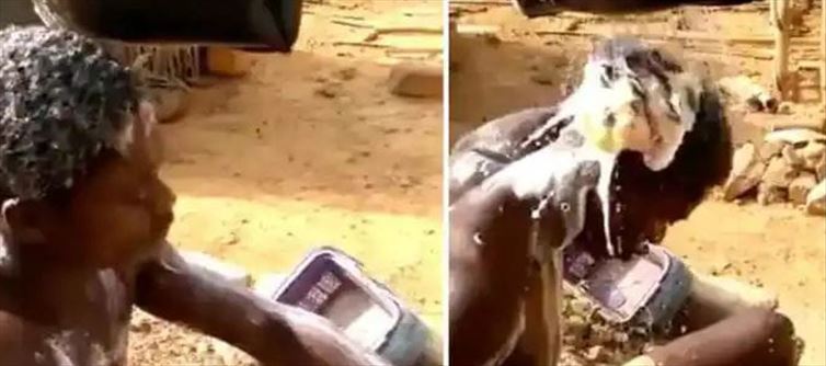 ఓర్నీ! ఇదేమి స్నానం అసలు ?