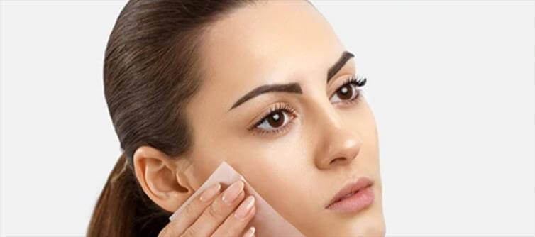 జిడ్డు చర్మం కలవారు ఈ ఫేస్ ప్యాక్స్ ట్రై చేసి చుడండి.. !!