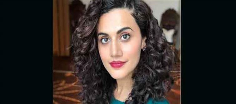 Taapsee Pannu’s Throwback Picture on Instagram wherein she looks Glamorous