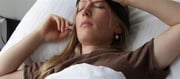 Can drowsing without a pillow improve your sleep and intellectual fitness?