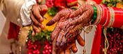 ఉద్యోగానికి అని వెళితే... కూతురిని ఇచ్చి పెళ్లి చేసింది..!