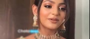 3 కేజీల మేకప్ వేసుకున్న మోనాలిసా ?