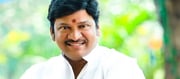 ఆ హీరో చేసిన తప్పుకి రాజేంద్రప్రసాద్ తన్నులు తిన్నారా..?