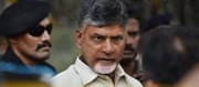 అసలు వైసీపీ అధికారంలో ఉందా? ప్రతిపక్షంలో ఉందా అని టీడీపీ నేతలు ప్రశ్నిస్తున్నారు. వైసీపీ నేతలు ఇంకా బాబే సీఎం అనుకుంటున్నారని ఎద్దేవా చేస్తున్నారు. అసలు వారి ప్రభుత్వ హయాంలో దళితులపై దాడులు జరుగుతుంటే బాబుకు వ్యతిరేకంగా నిరసనలు తెలియజేయడం విడ్డూరంగా ఉందని అంటున్నారు.