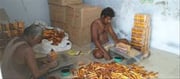 జీవితాల్లో చీకట్లు నింపిన దీపావళి..!