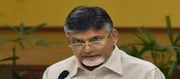 ఎన్నికల కమీషన్ పై తమిళనాడు హైకోర్టు చేసిన వ్యాఖ్యలను చంద్రబాబు సమర్ధించటమే విచిత్రంగా ఉంది
