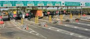 Authorities Lower Toll Prices On Highways, Benefiting Commuters Nationwide.