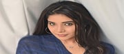 Sakshi Agarwal Photos In Facebook