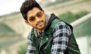 Allu Arjun Latest Stills in Iddarammayilatho Movie