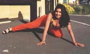 Hot Rare Unseen Old Clicks Of 1990s Actresses Set 1