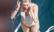 Amber Heard Sexposing in Bikini on the Amalfi Coast of Italy Set 1
