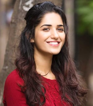 Ruhani Sharma Reacts to LEAKED BOLD SCENE