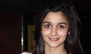 Top Bollywood Actresses who look Best without Makeup