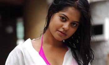 350px x 210px - Birthday wishes to the HOT & SEXY Bindu Madhavi :: 5 Quick Facts on the  Hottie