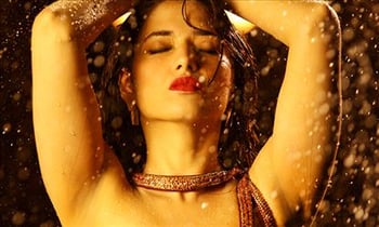 Tamanna says YES to Flop Director again