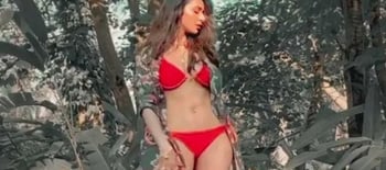Rakul Preet in Red Bra and Panty Tempts our Mood - Hot Video