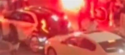 BRUTAL VIDEO - A PSG Fan Is Crushed Between Two Cars
