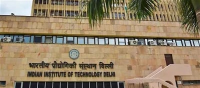 IIT Fees Soar 177% - The Silent Burden on India’s Brightest Mind