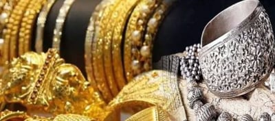 గోల్డ్: బంగారం తగ్గింపు.. వెండి పైపైకి.. అంతా మాఫియా మహిమా!