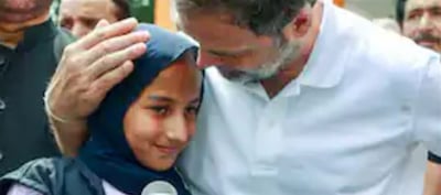 Rahul Gandhi Meets Victims Of Pak Shelling In Poonch ..?